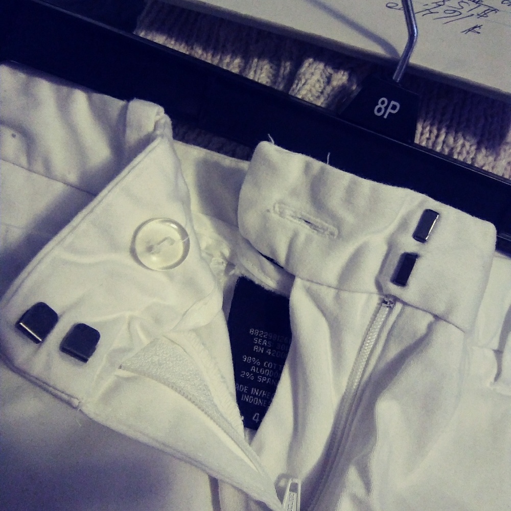 Capri pants - Picture 3 of 3